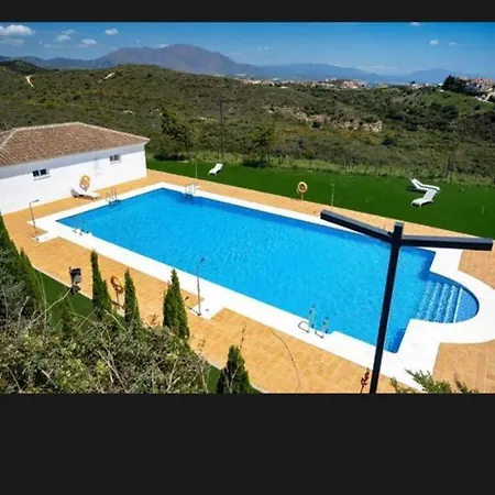 דירה Charming 3 Bedrooms With A Sea View