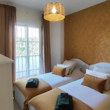 Charming 3 Bedrooms With A Sea View 마닐바